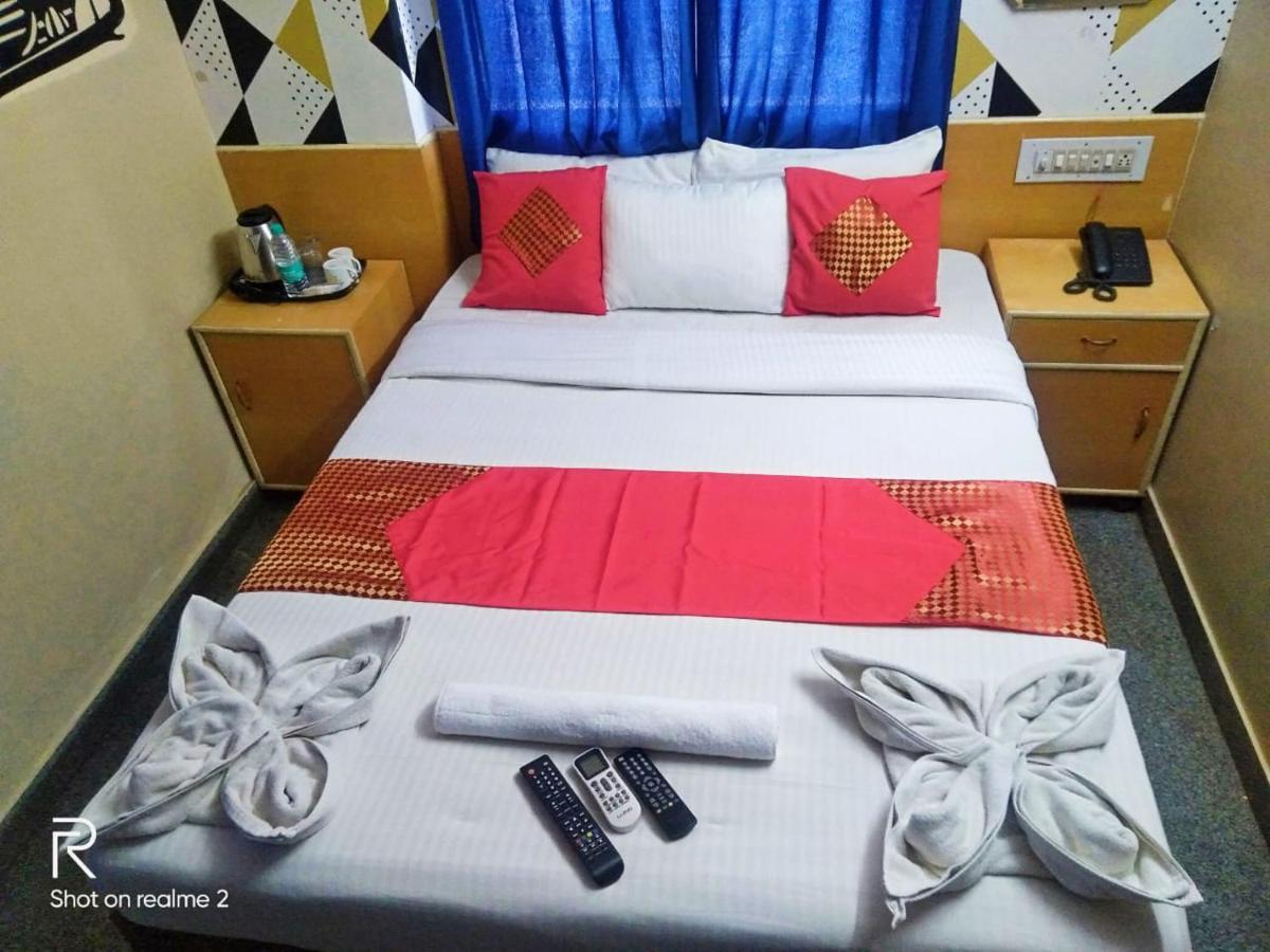 Oyo 75854 Hotel Harsha Residency Бангалор Екстериор снимка