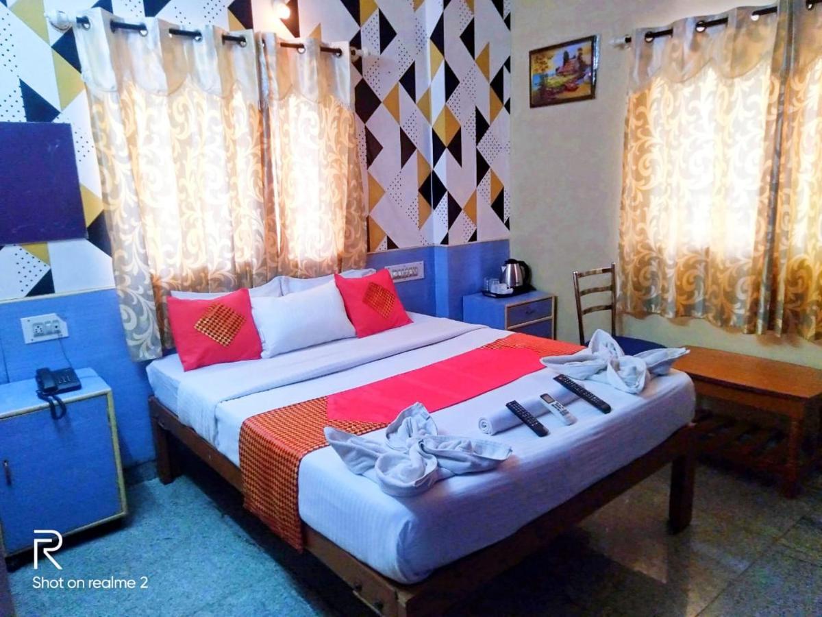 Oyo 75854 Hotel Harsha Residency Бангалор Екстериор снимка